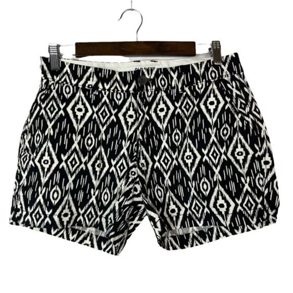 Old Navy women’s short Size 4 - Picture 9 of 11